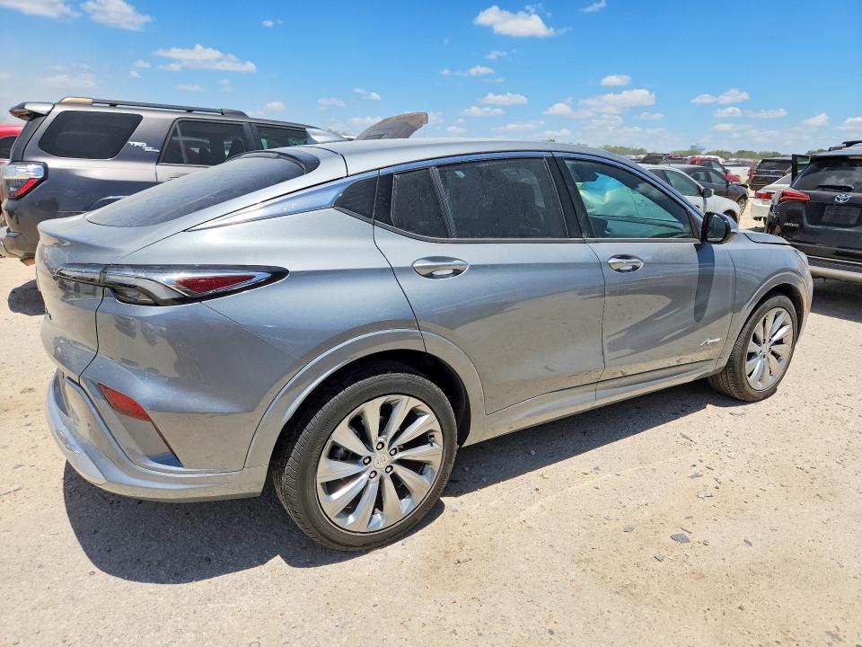 64612576 :رقم المزاد ، KL47LCEP3SB140042 vin ، 2025 Buick Envista مزاد بيع