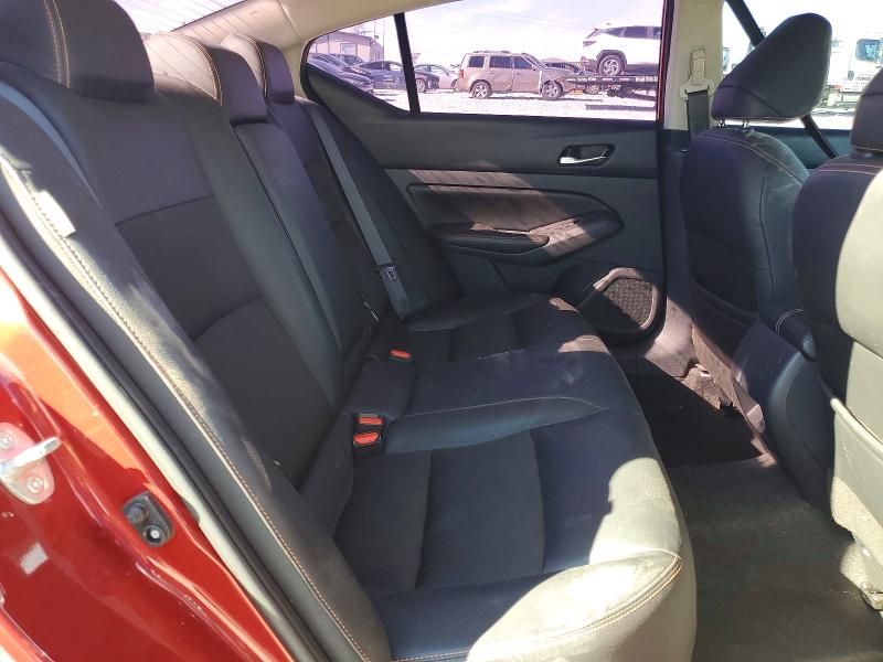 65518406 :رقم المزاد ، 1N4BL4CW5MN418852 vin ، 2021 Nissan Altima مزاد بيع