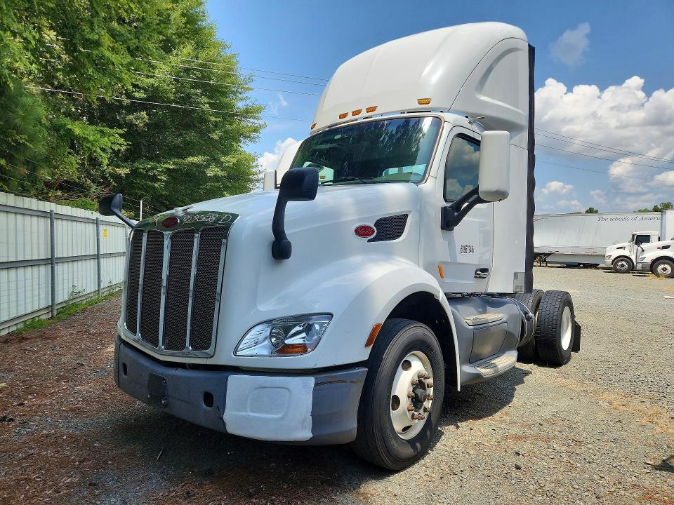 Auction sale of the 2017 Peterbilt 579, vin: 1XPBA48X2HD428508, lot number: 61967946