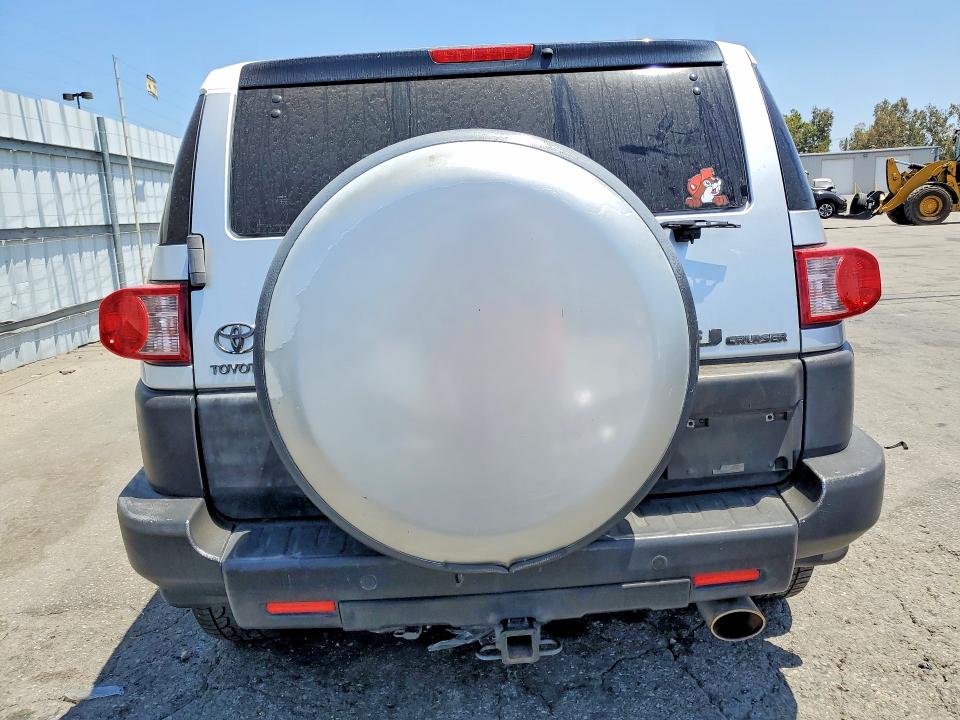 Продажа на аукционе авто 2007 Toyota Fj Cruiser, vin: JTEZU11F770012401, номер лота: 63404876