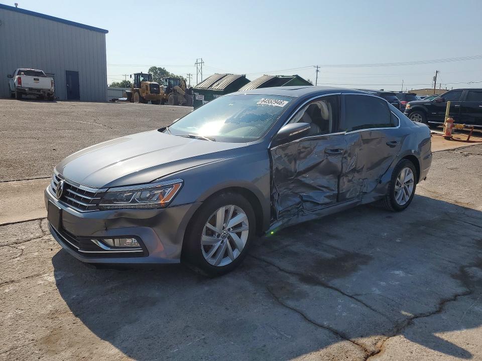 2018 Volkswagen Passat მანქანა იყიდება აუქციონზე, vin: 1VWBA7A31JC020875, აუქციონის ნომერი: 64552946