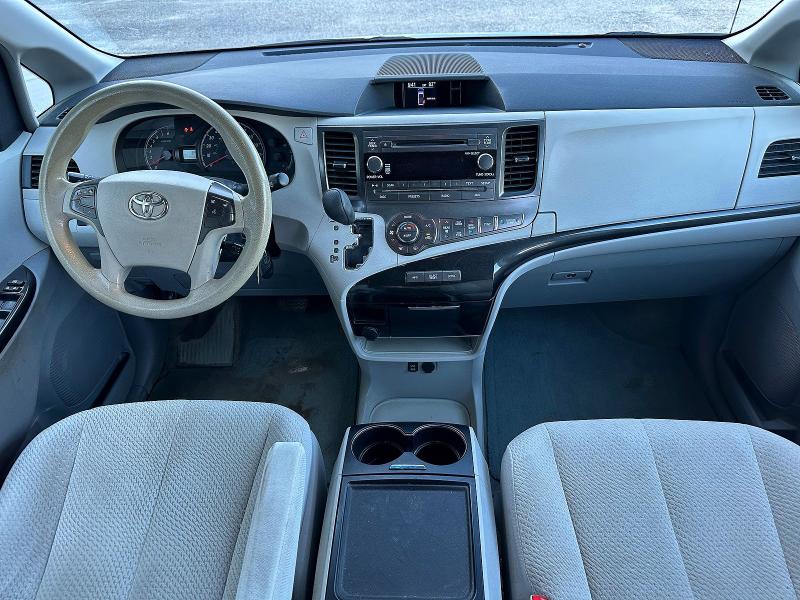 Продажа на аукционе авто 2014 Toyota Sienna, vin: 5TDKK3DCXES478665, номер лота: 64298486