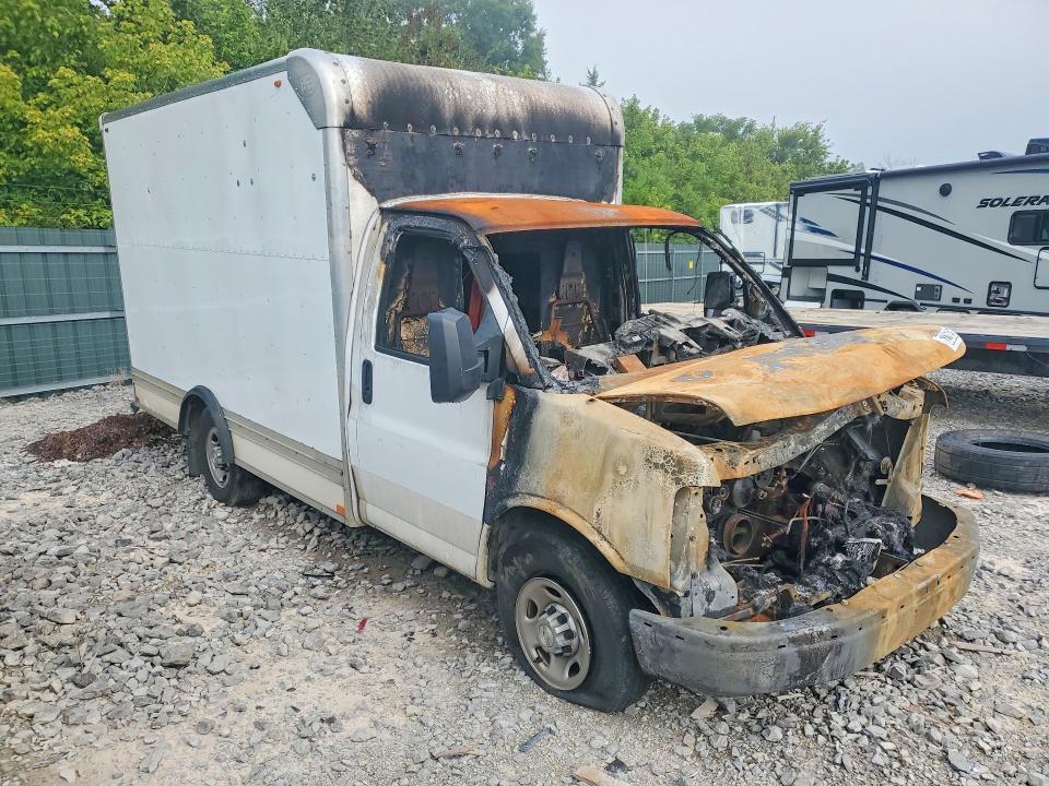 62206926 :رقم المزاد ، 1GB0GRFP4P1100387 vin ، 2023 Chevrolet Express G3500 مزاد بيع