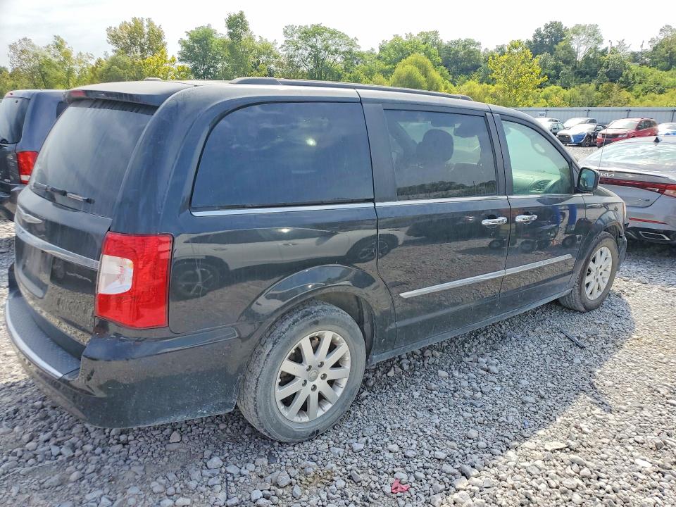 66275496 :رقم المزاد ، 2C4RC1BG1FR699328 vin ، 2015 Chrysler Town & Country مزاد بيع