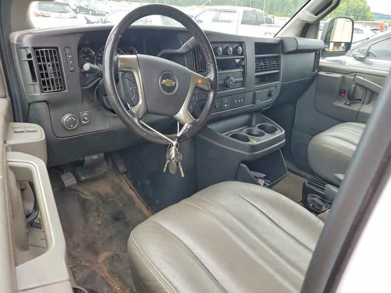 60961056 :رقم المزاد ، 1GCWGAFP1K1367549 vin ، 2019 Chevrolet Express G2500 مزاد بيع