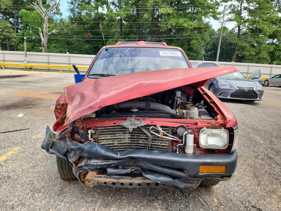 65678886 :رقم المزاد ، 4TARN81A0RZ176937 vin ، 1994 Toyota Pickup مزاد بيع