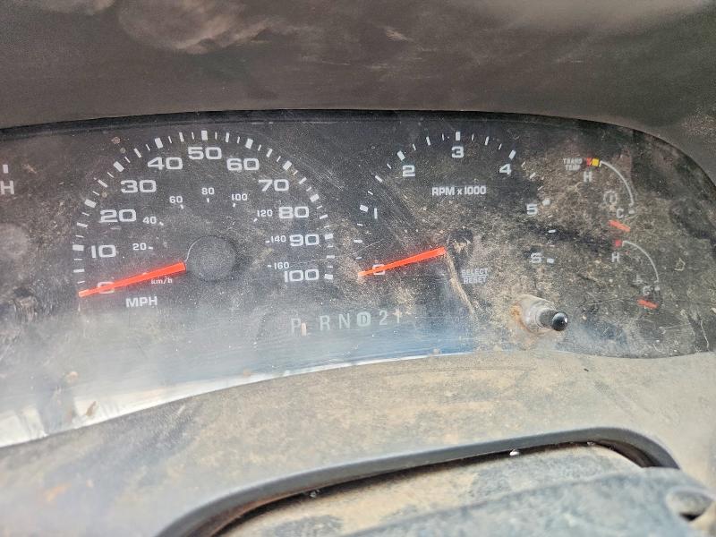 2002 Ford F250 მანქანა იყიდება აუქციონზე, vin: 1FTNX21L52EA76535, აუქციონის ნომერი: 61973146