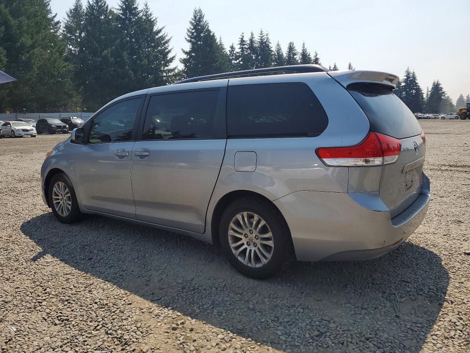 Продаж на аукціоні авто 2014 Toyota Sienna, vin: 5TDYK3DCXES461052, номер лоту: 64013586