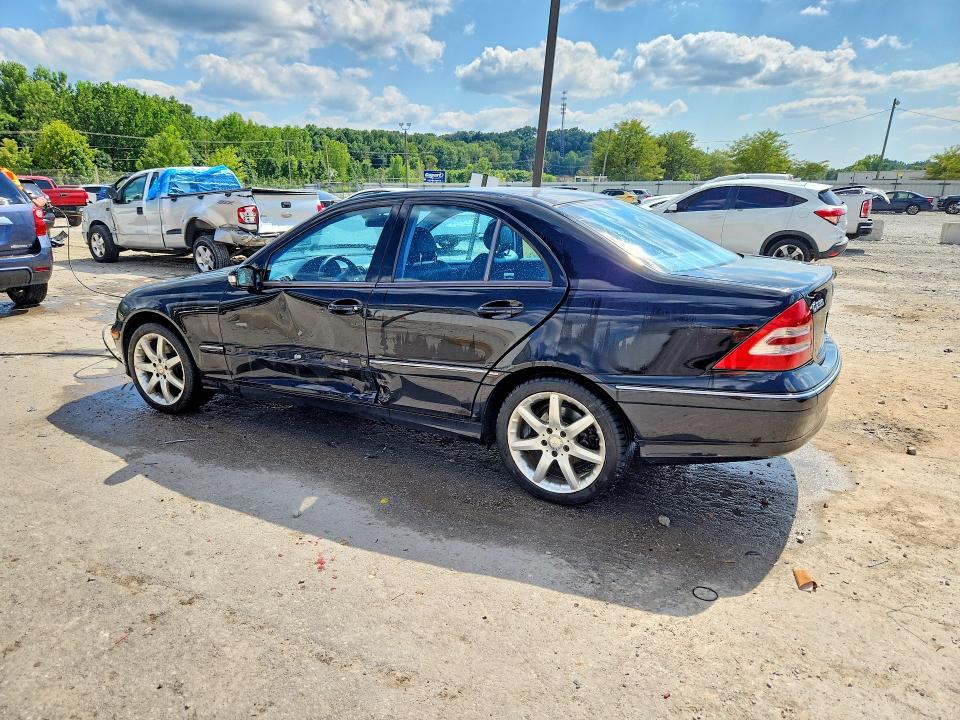 Продажа на аукционе авто 2003 Mercedes-benz C, vin: WDBRF40JX3F429345, номер лота: 61549526