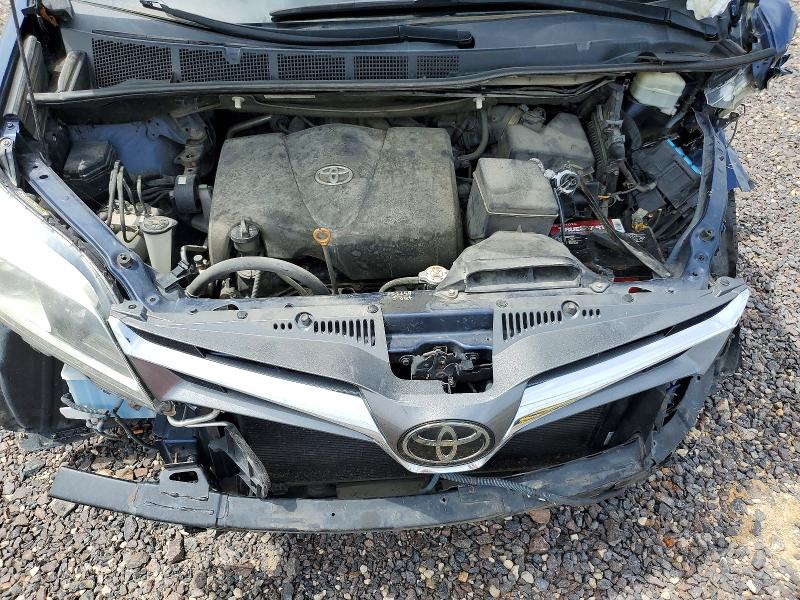 2018 Toyota Sienna მანქანა იყიდება აუქციონზე, vin: 5TDDZ3DC8JS194076, აუქციონის ნომერი: 65488496