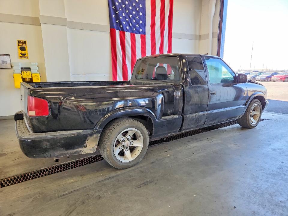 2001 Gmc Sonoma მანქანა იყიდება აუქციონზე, vin: 1GTCS195018151497, აუქციონის ნომერი: 67020216
