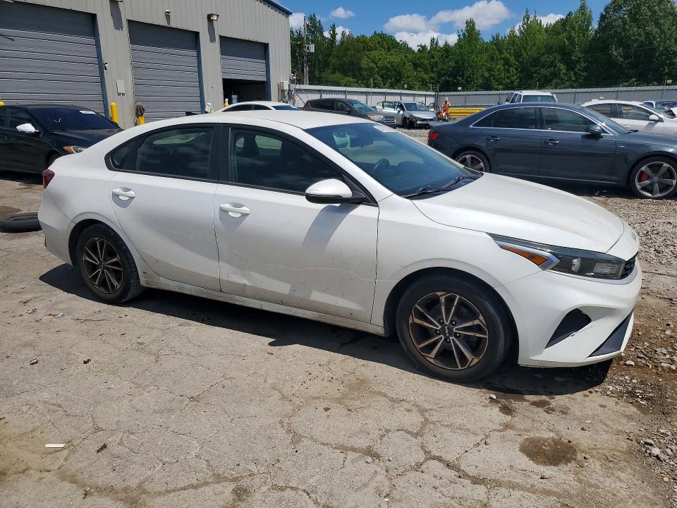 2022 Kia Forte მანქანა იყიდება აუქციონზე, vin: 3KPF24AD7NE431253, აუქციონის ნომერი: 64615026