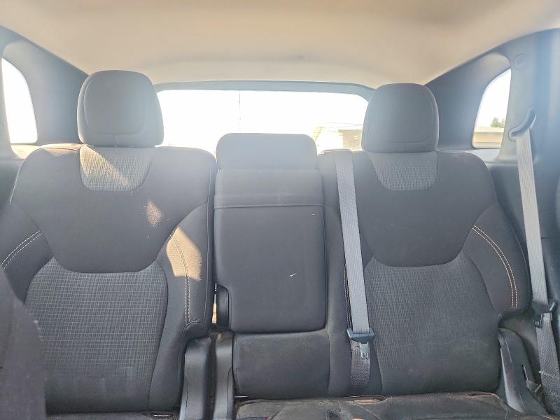 64294946 :رقم المزاد ، 1C4PJMCS4GW218353 vin ، 2016 Jeep Cherokee مزاد بيع