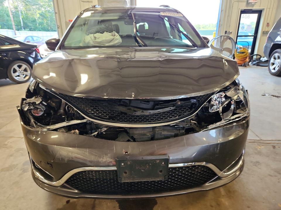 2018 Chrysler Pacifica მანქანა იყიდება აუქციონზე, vin: 2C4RC1EG4JR121468, აუქციონის ნომერი: 63705976