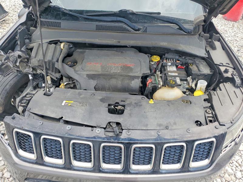 63865966 :رقم المزاد ، 3C4NJDBB9JT168314 vin ، 2018 Jeep Compass مزاد بيع