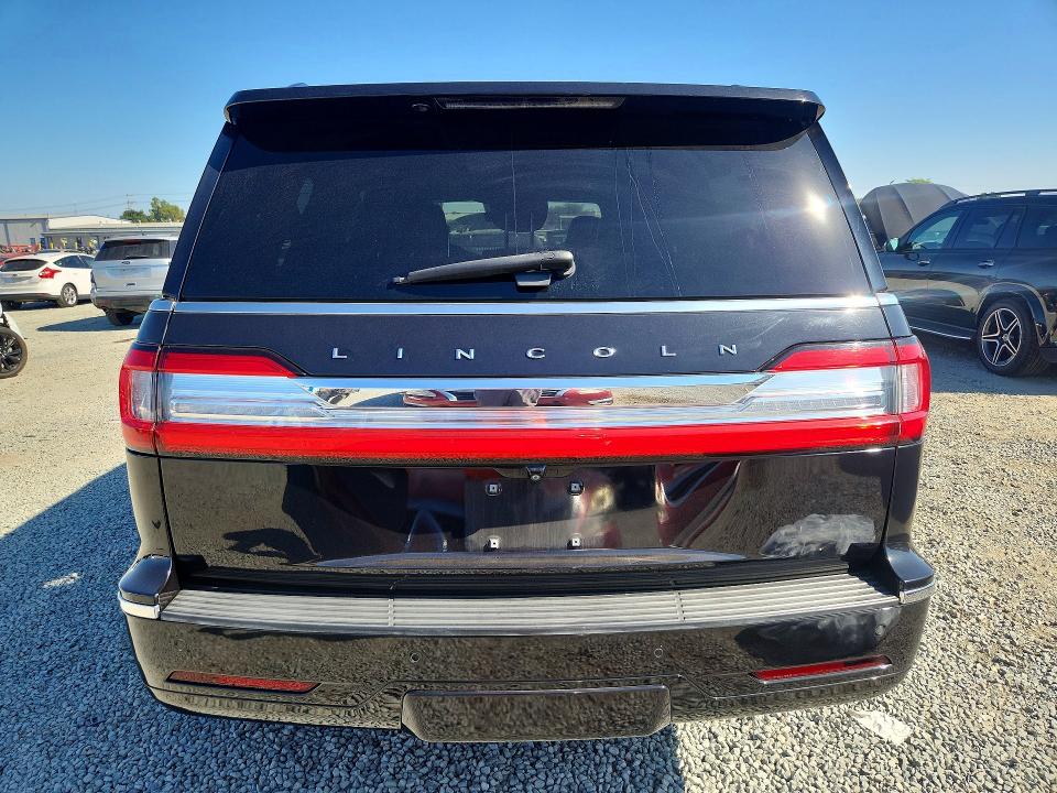 2020 Lincoln Navigator მანქანა იყიდება აუქციონზე, vin: 5LMJJ3KT2LEL10256, აუქციონის ნომერი: 65232706