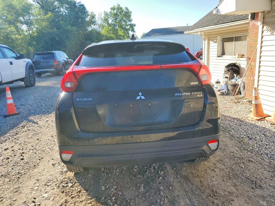 63819306 :رقم المزاد ، JA4AT3AA3KZ029392 vin ، 2019 Mitsubishi Eclipse Cross مزاد بيع