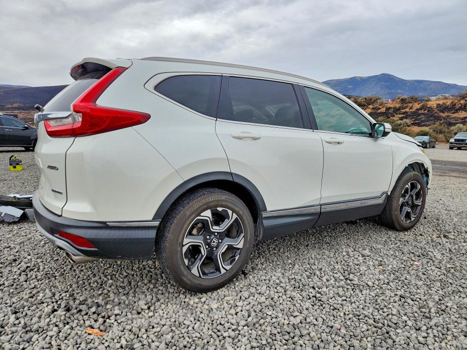 Продаж на аукціоні авто 2018 Honda Cr-v, vin: 2HKRW2H96JH665199, номер лоту: 66509806