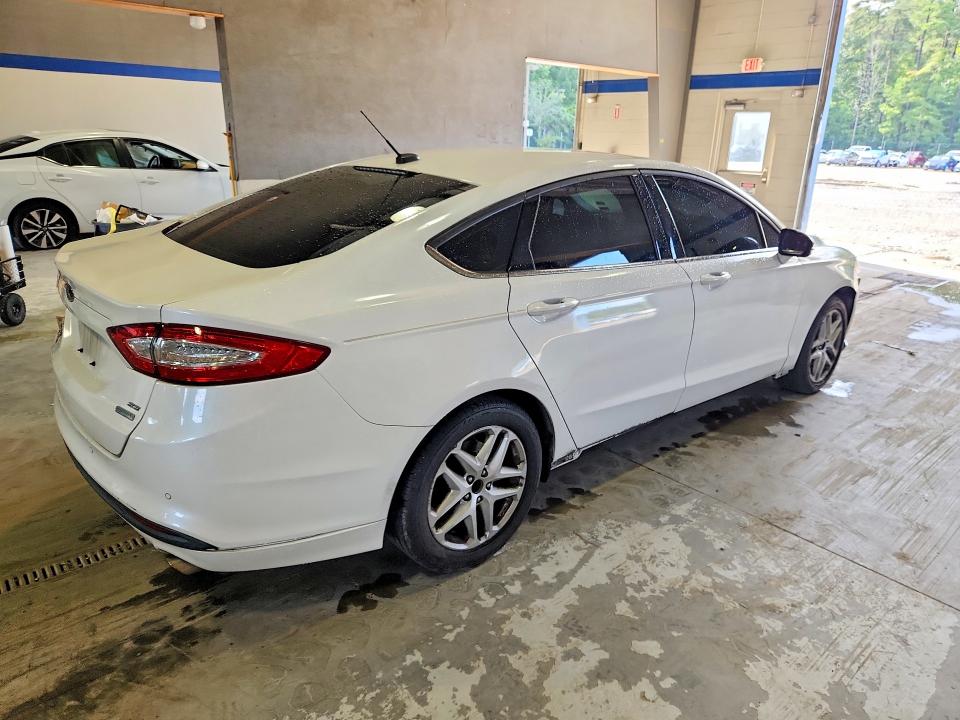 65018466 :رقم المزاد ، 1FA6P0HD1G5113200 vin ، 2016 Ford Fusion مزاد بيع