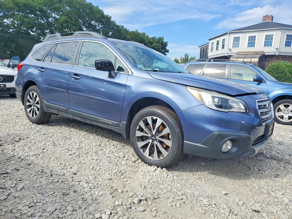 64259396 :رقم المزاد ، 4S4BSANC0F3303701 vin ، 2015 Subaru Outback مزاد بيع