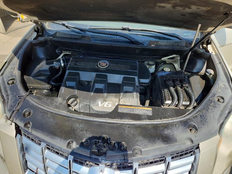 69657336 :رقم المزاد ، 3GYFNBE34FS584635 vin ، 2015 Cadillac Srx مزاد بيع