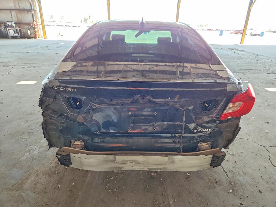 Aukcja sprzedaży 2018 Honda Accord, vin: 1HGCV1F39JA180159, numer aukcji: 64327696