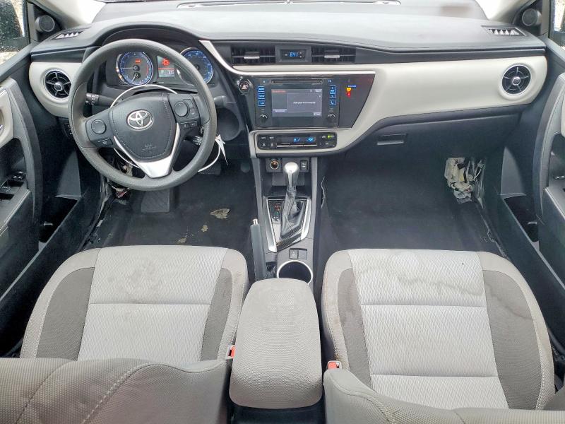65367206 :رقم المزاد ، 2T1BURHE8KC195968 vin ، 2019 Toyota Corolla مزاد بيع