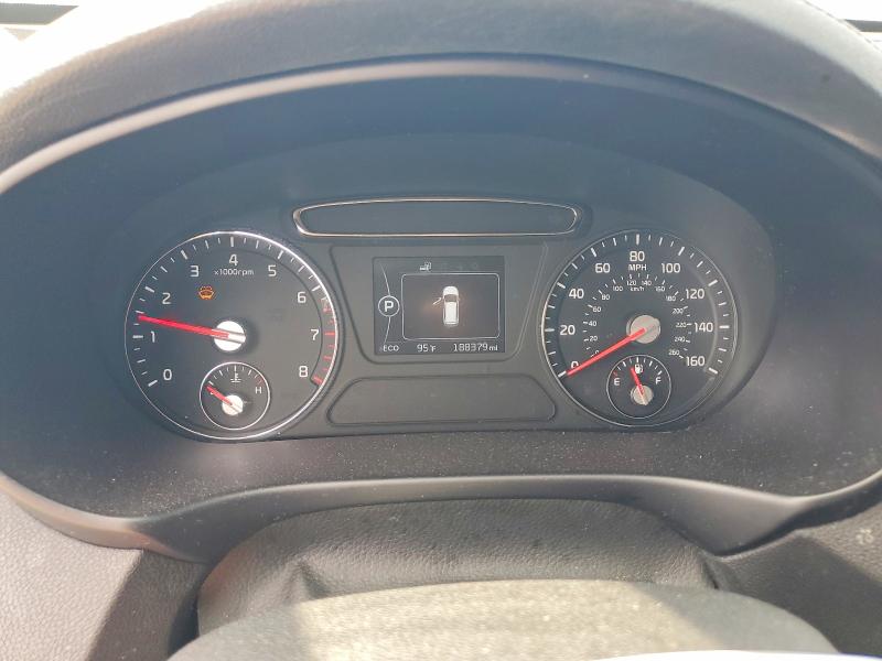 65410656 :رقم المزاد ، 5XYPG4A33JG361888 vin ، 2018 Kia Sorento مزاد بيع
