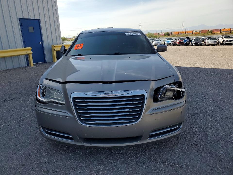 2014 Chrysler 300 მანქანა იყიდება აუქციონზე, vin: 2C3CCAAG2EH260204, აუქციონის ნომერი: 63524496