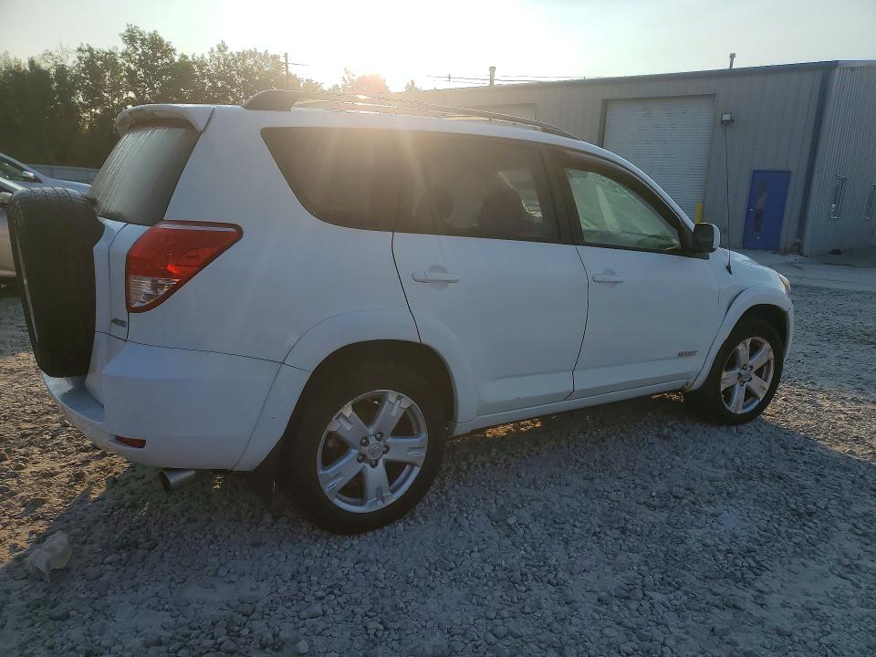 Продажа на аукционе авто 2006 Toyota Rav4, vin: JTMBK32V265001742, номер лота: 64037926