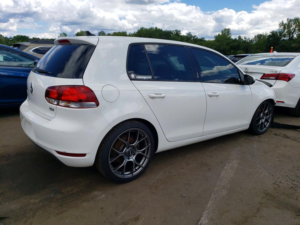 2013 Volkswagen Golf მანქანა იყიდება აუქციონზე, vin: WVWDM7AJ8DW016598, აუქციონის ნომერი: 65813376