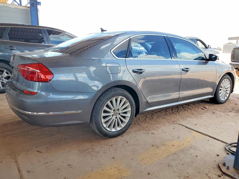 64835766 :رقم المزاد ، 1VWBT7A33GC045277 vin ، 2016 Volkswagen Passat مزاد بيع