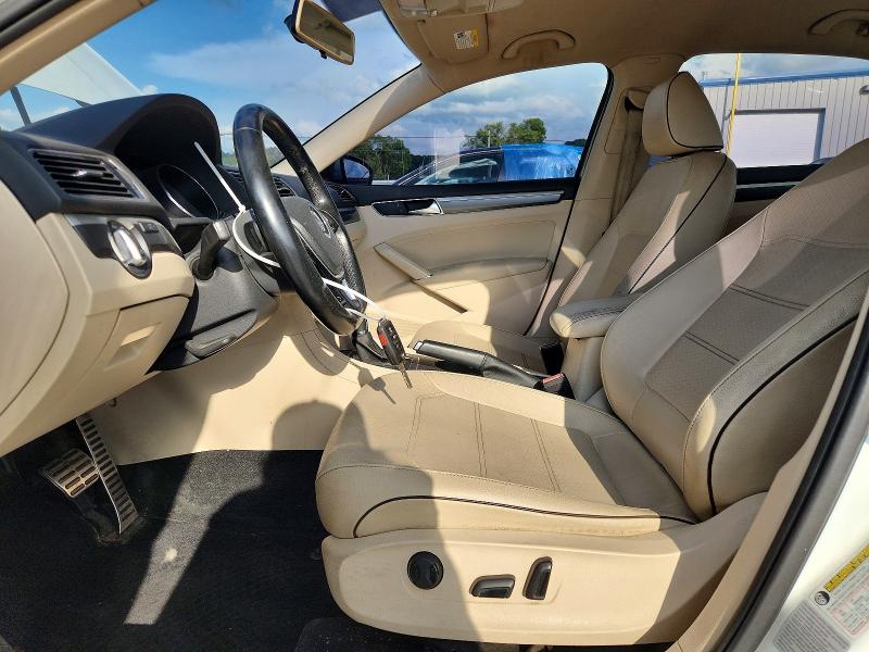 Продажа на аукционе авто 2017 Volkswagen Passat, vin: 1VWDT7A3XHC008947, номер лота: 65515156