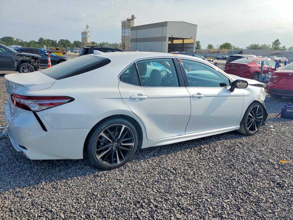 Aukcja sprzedaży 2019 Toyota Camry, vin: 4T1B61HK0KU852682, numer aukcji: 64103786