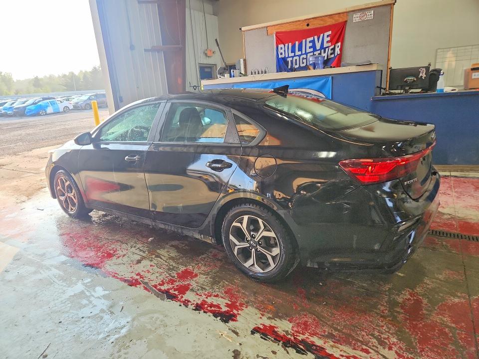 2020 Kia Forte მანქანა იყიდება აუქციონზე, vin: 3KPF24AD2LE205196, აუქციონის ნომერი: 64406846