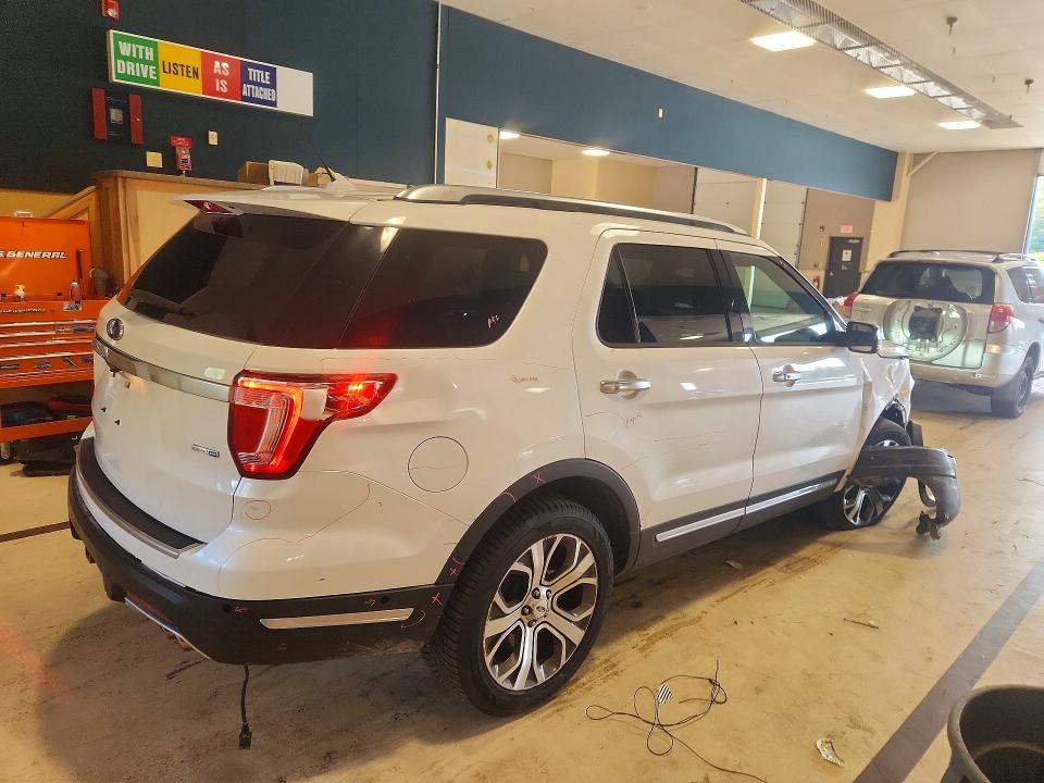 2019 Ford Explorer მანქანა იყიდება აუქციონზე, vin: 1FM5K8HT0KGA48486, აუქციონის ნომერი: 65544976