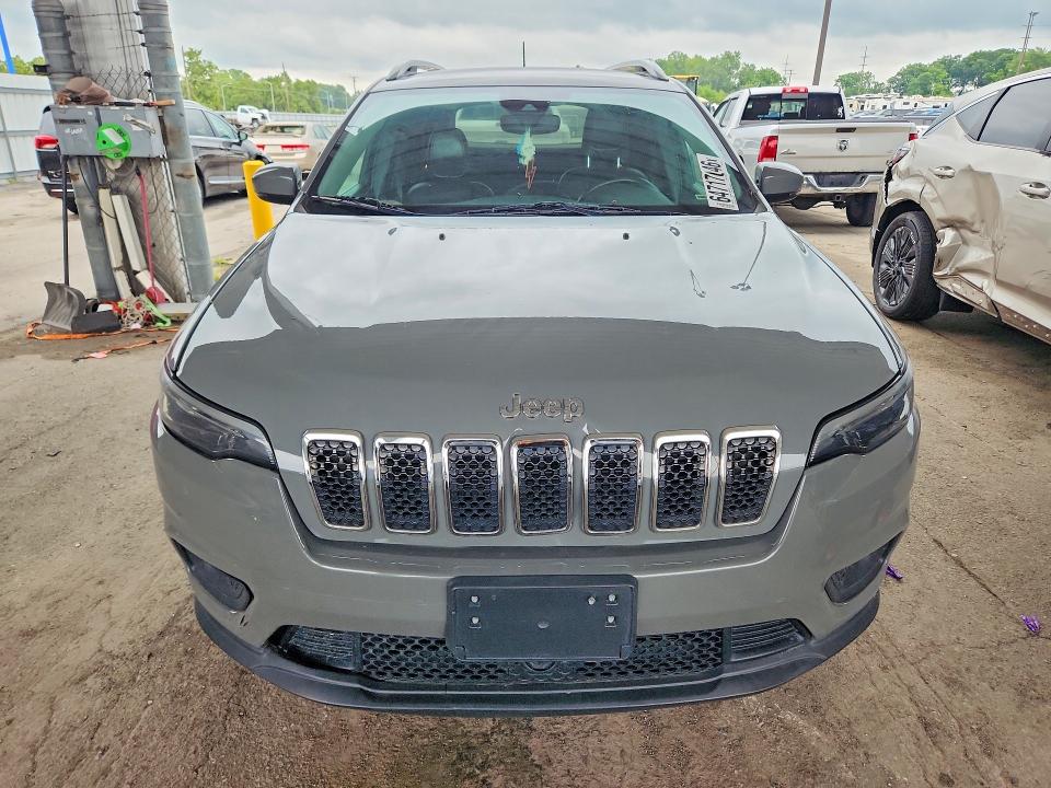 64717046 :رقم المزاد ، 1C4PJMLB1MD125037 vin ، 2021 Jeep Cherokee مزاد بيع
