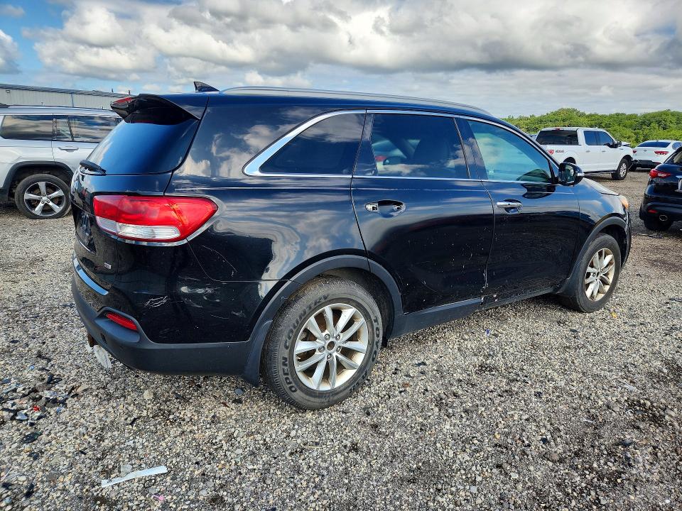 2016 Kia Sorento მანქანა იყიდება აუქციონზე, vin: 5XYPG4A34GG043562, აუქციონის ნომერი: 65599766