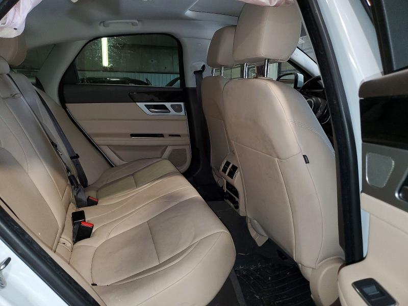 Продажа на аукционе авто 2017 Jaguar Xf, vin: SAJBJ4BV7HCY46840, номер лота: 63261076