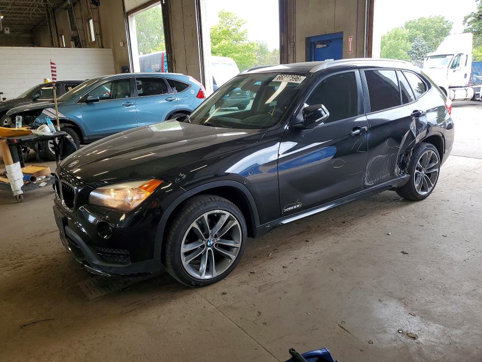 Продаж на аукціоні авто 2015 Bmw X1, vin: WBAVL1C5XFVY29466, номер лоту: 66237596