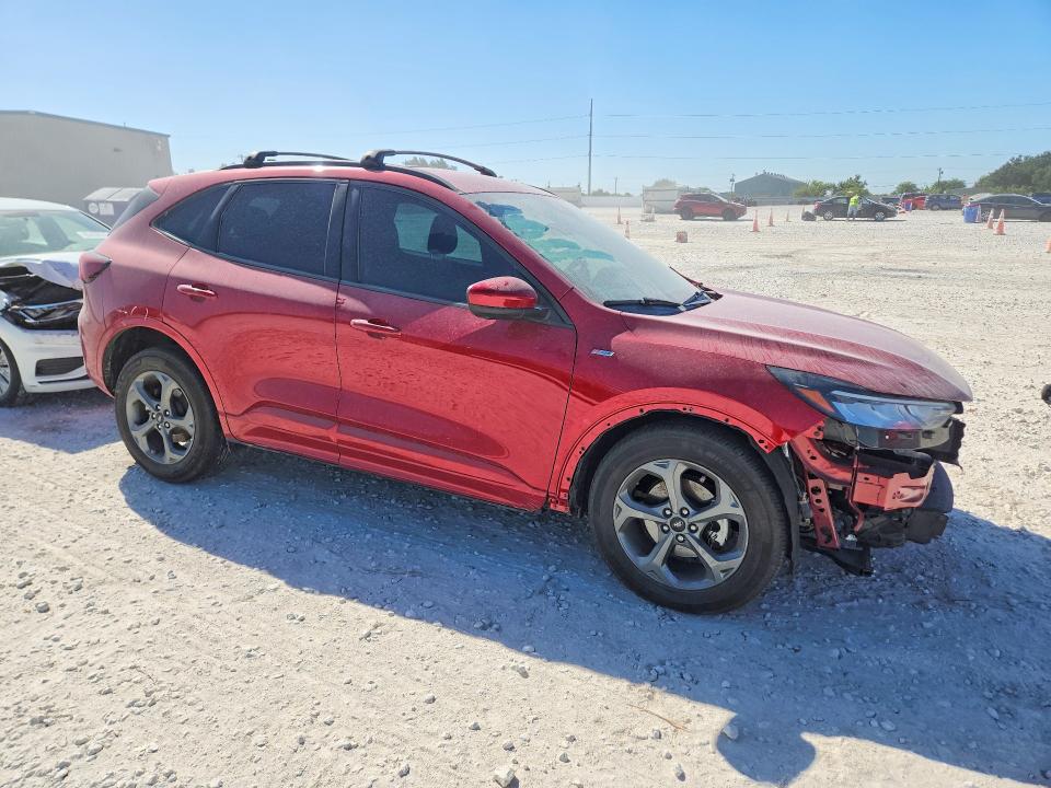 63384106 :رقم المزاد ، 1FMCU9NA0PUA73990 vin ، 2023 Ford Escape مزاد بيع