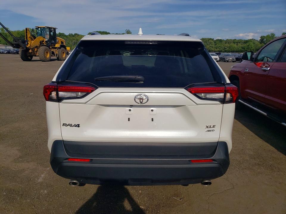 Продажа на аукционе авто 2023 Toyota Rav4, vin: 2T3A1RFVXPW353084, номер лота: 65171926
