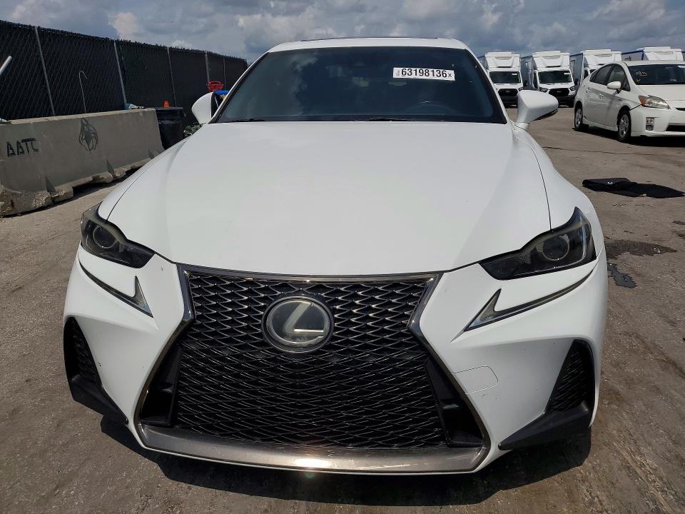 2019 Lexus Is მანქანა იყიდება აუქციონზე, vin: JTHBA1D2XK5085750, აუქციონის ნომერი: 63198136