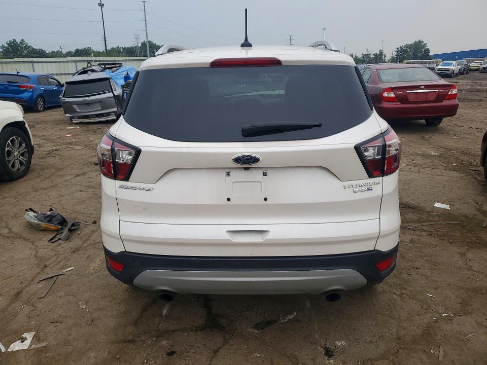 2018 Ford Escape მანქანა იყიდება აუქციონზე, vin: 1FMCU9J97JUA00022, აუქციონის ნომერი: 64608866