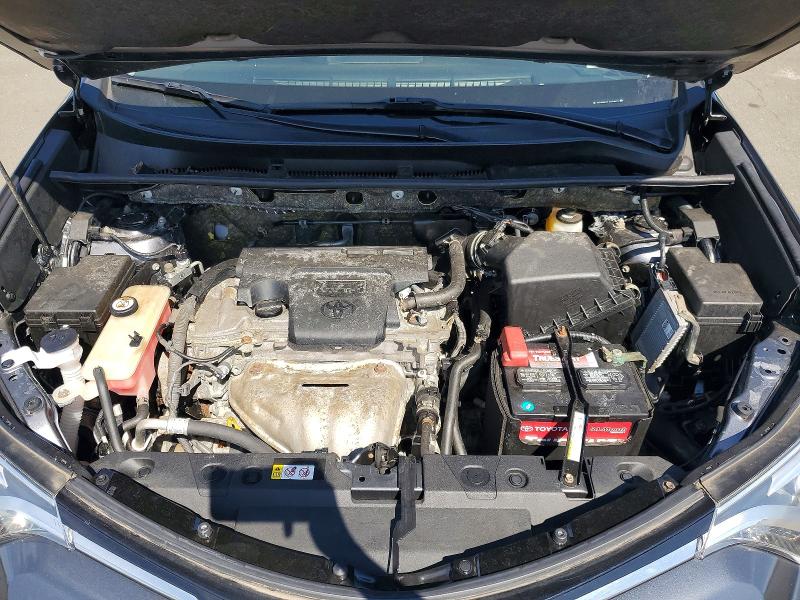 63870816 :رقم المزاد ، JTMDFREV3JD253977 vin ، 2018 Toyota Rav4 مزاد بيع