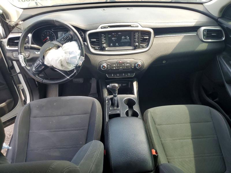 2018 Kia Sorento მანქანა იყიდება აუქციონზე, vin: 5XYPG4A34JG416381, აუქციონის ნომერი: 64061236