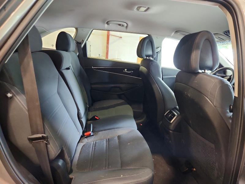 63126516 :رقم المزاد ، 5XYPGDA59HG188096 vin ، 2017 Kia Sorento مزاد بيع