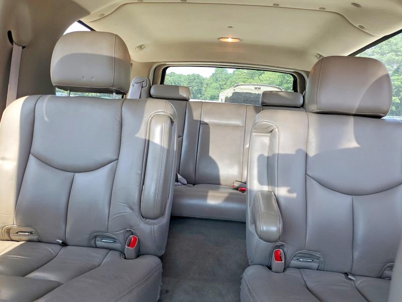 2006 Chevrolet Suburban მანქანა იყიდება აუქციონზე, vin: 3GNFK16U76G115534, აუქციონის ნომერი: 64959796