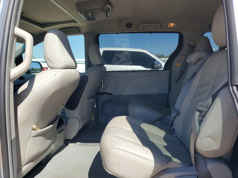 65055936 :رقم المزاد ، 5TDYK3DC9DS333514 vin ، 2013 Toyota Sienna مزاد بيع