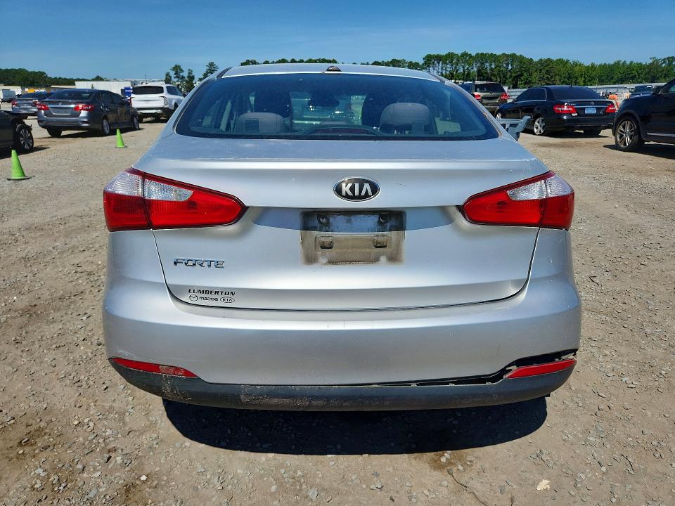 Продажа на аукционе авто 2015 Kia Forte, vin: KNAFX4A67F5272201, номер лота: 64908046